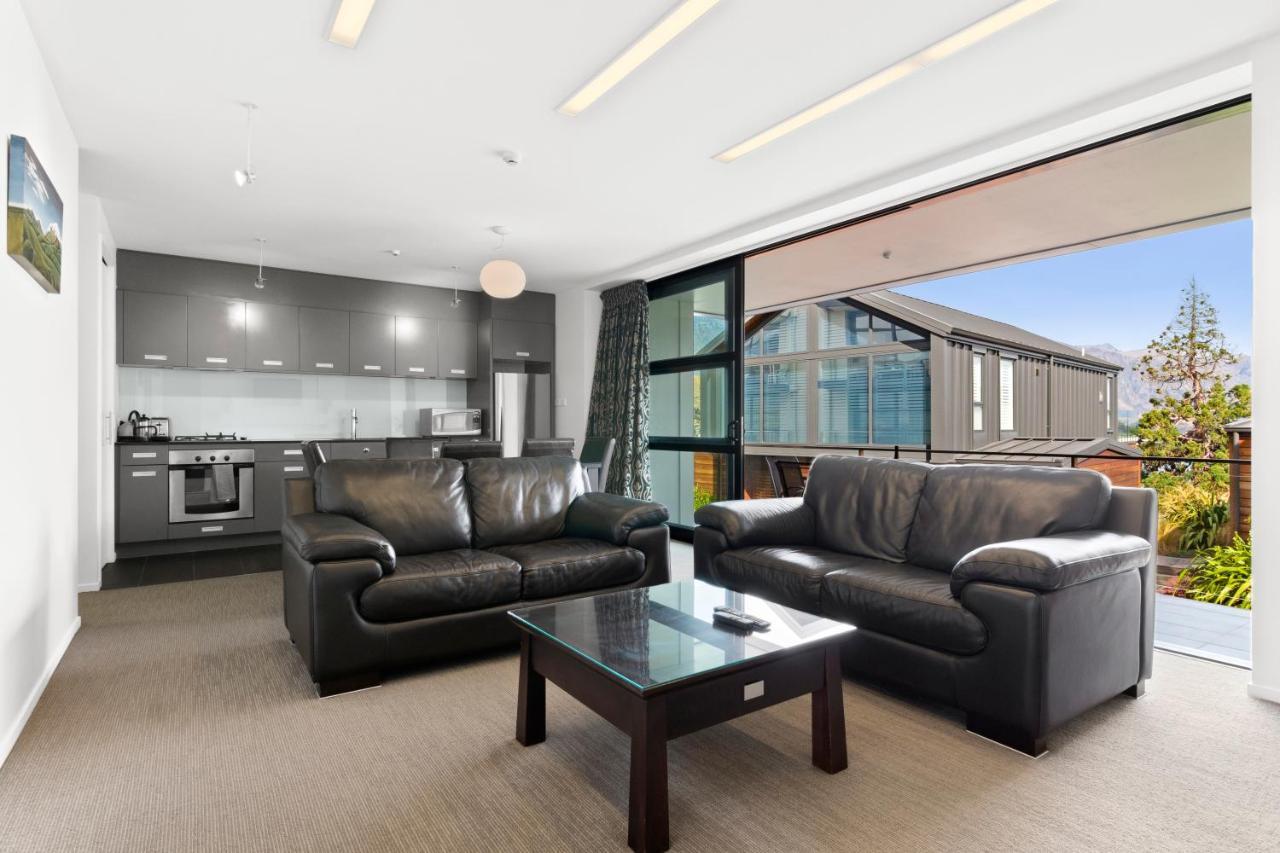 Stunning 2 Bedroom Apartment With Balcony! Queenstown Exteriör bild